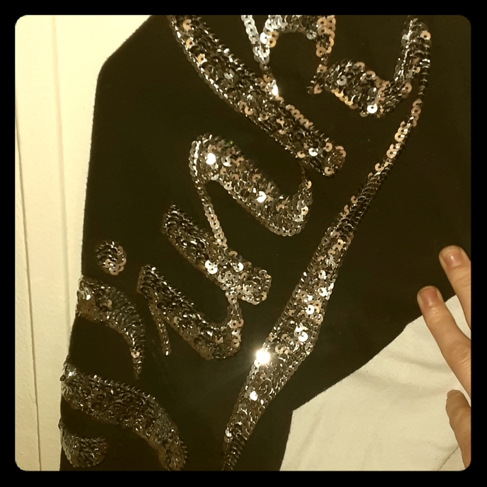 Pink bling shirt🖤